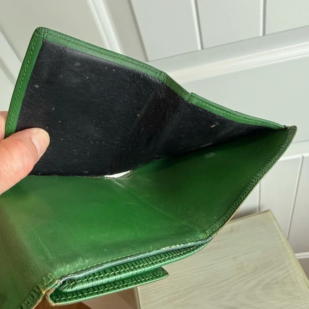 Louis Vuitton Epi Green Elise double side Wallet *Authentic*